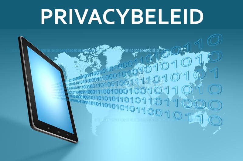 Laptop met privacybeleid document en beveiligingsslot, symbool voor veilige iptv internet protocol diensten.